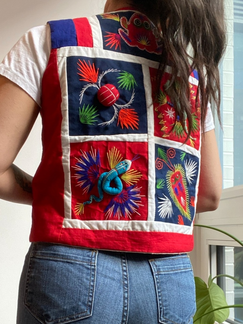 Vintage 60s/70s Embroidered Lightly Quilted Vest